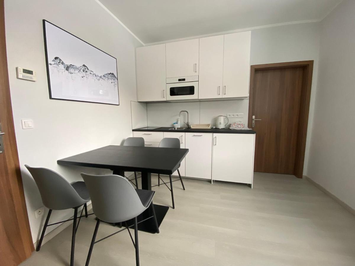 Apartman V Koutech Kouty Ngoại thất bức ảnh